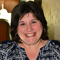 Dana Zificzak, travel advisor